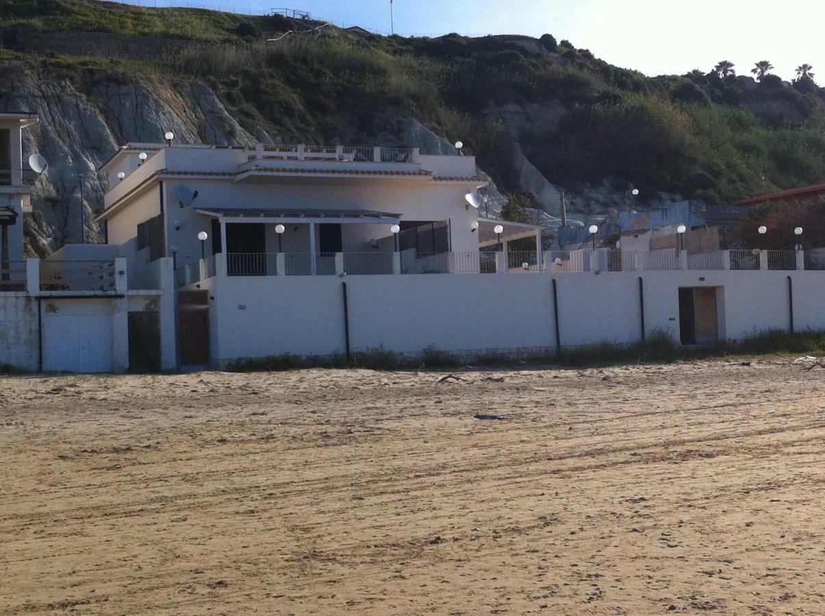 Casa Vacanze A Due Passi Dal Mare Villa Porto Empedocle Exterior photo